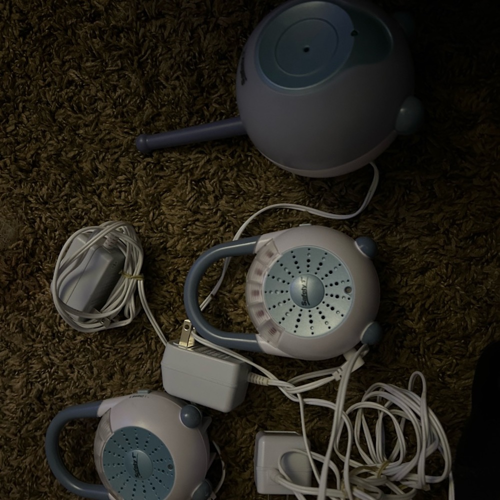 Blue and White safety 1st monitor